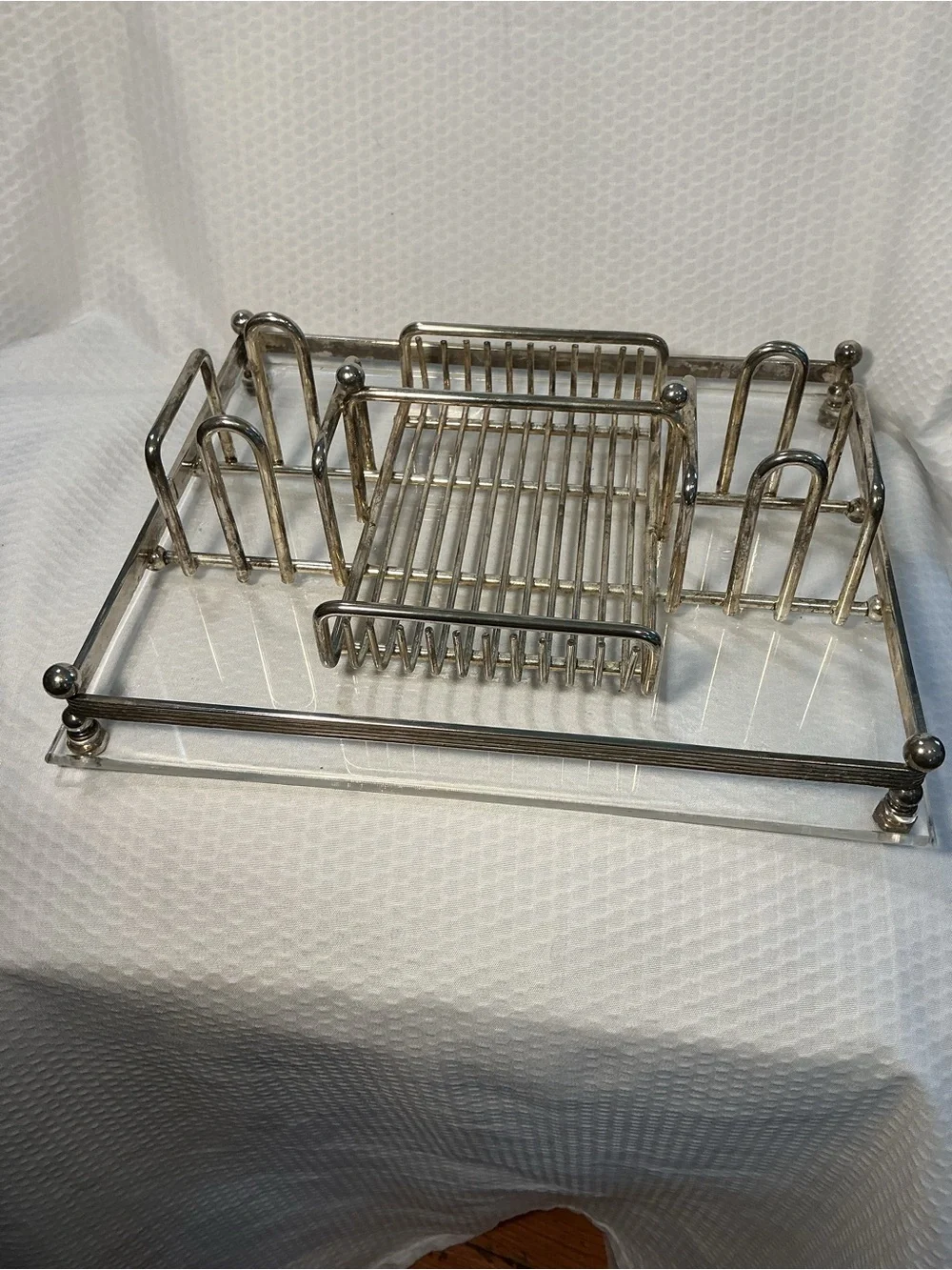 Vintage Oneida - Rogers ,Silverplated buffet caddy .